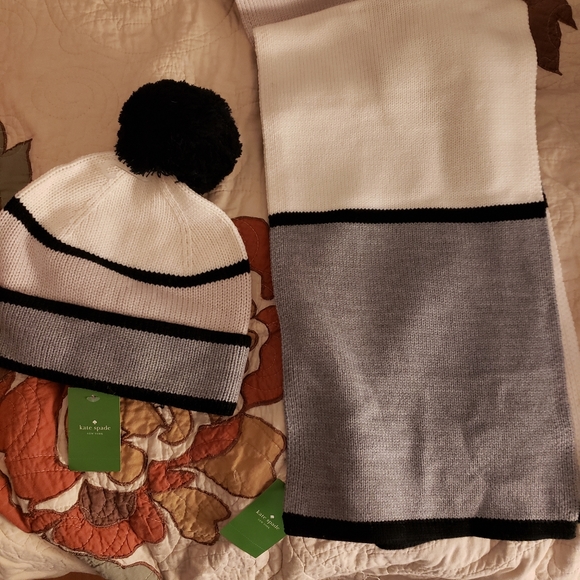 NWT Kate Spade Scarf Set